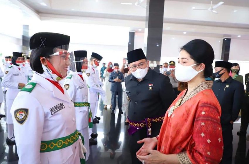  Bupati Dodi : Ditengah Pandemi Covid – 19, Bendera Merah Putih harus Berkibar