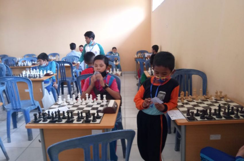 suasana pertandingan catur