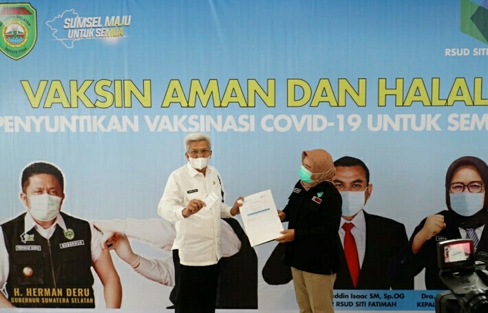  Vaksinasi Pertama Mawardi Yahya di RS Siti Fatimah