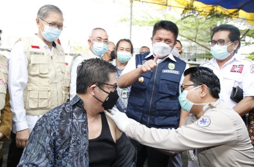 Herman Deru Fasilitasi Vaksinasi Ratusan Anggota FKUB