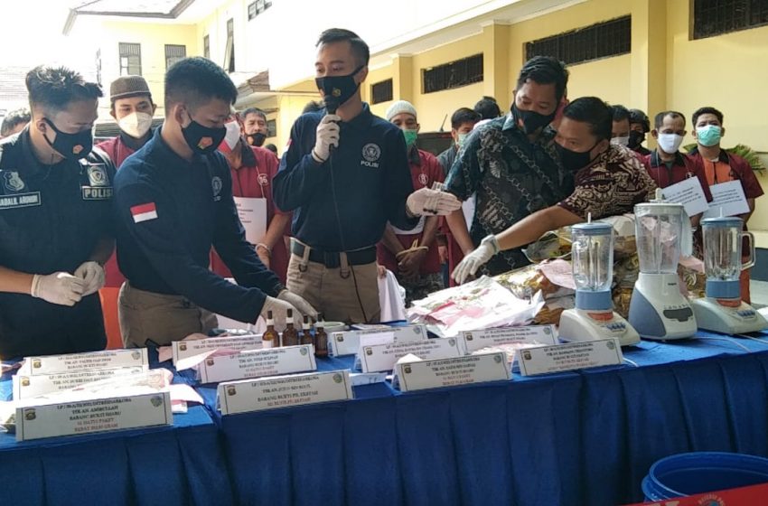  Polda Sumsel Blender 25 Kilogram Sabu