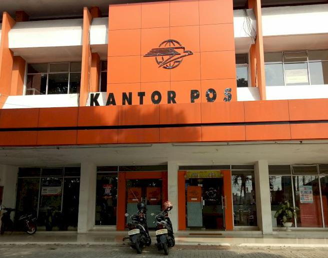 Kantor Pos Cabang Utama Palembang Salurkan Puluhan Ribu Bansos