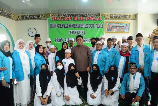  Herman Deru Apresiasi Gagasan FOKKUS  Ajarkan Tata Cara Pengurusan Sesuai Syariat  Islam