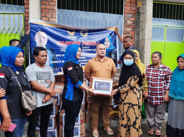  DPD Partai Nasdem Kota Palembang Beri Bantuan Korban Kebakaran I Ilir Palembang