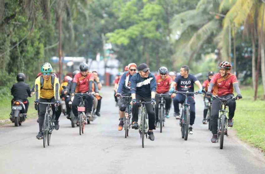  HUT TNI ke 77 Gubernur Sumsel Gowes Bersama  Forkopimda Sumsel