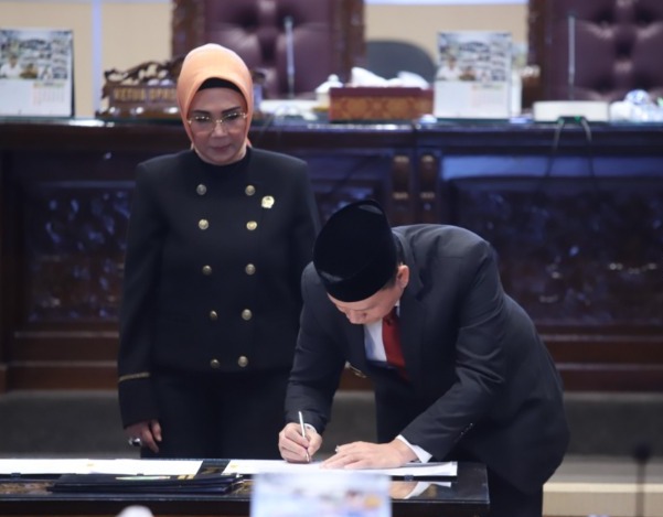  Pj Gubernur Elen Setiadi Tandatangani Nota Kesepakatan Terhadap KUA dan PPAS Tahun Anggaran 2025