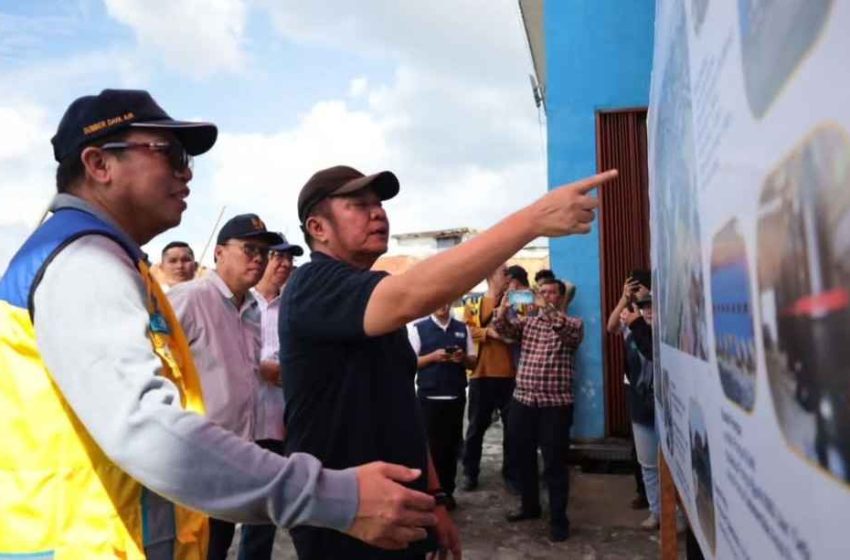  Gubernur Sumsel Tinjau Stasiun Pengendalian Banjir