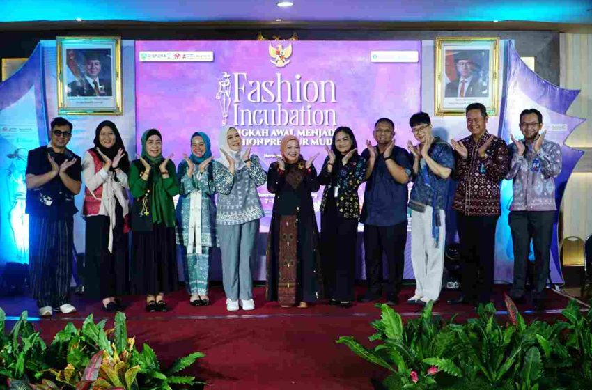  Feby Deru Kembangkan Kreatifitas Anak Muda Melalui Gelaran Fashion Incubation