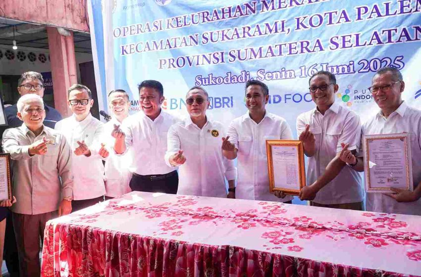  Gubernur Sumsel Dampingi Menko Pangan RI Luncurkan Koperasi Merah Putih